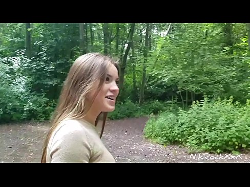 ❤️ Na ba da shawara ga Evelina cewa mu yi fuck a wurin jama'a! Tace eh. Sai na bata ta a jaki na cusa mata baki. Sai taji haushin kanta. Batsa vk ❤