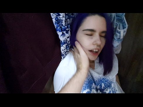 ❤️ Ya sami kanwata a cikin kabad ya taimaka mata Batsa vk ❤